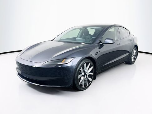 Used 2024 Tesla Model 3 Long Range image 3