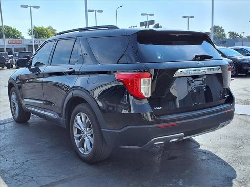Certified 2023 Ford Explorer XLT w/ Equipment Group 202A AWD/4WD image 5