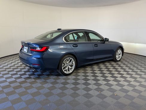 Used 2026 BMW 330i Sedan w/ Convenience Package RWD image 9