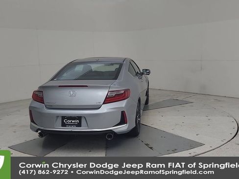 Used 2017 Honda Accord EX-L image 12