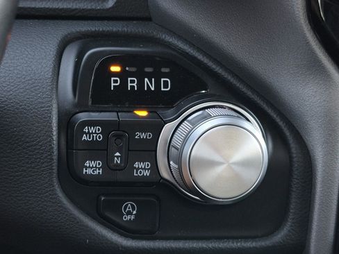 Used 2024 RAM 1500 Laramie AWD/4WD image 30