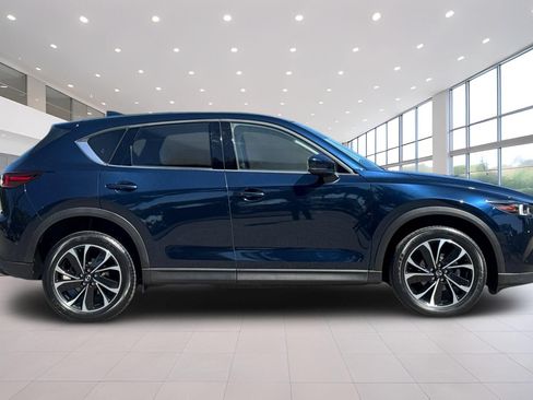 Used 2022 MAZDA CX-5 AWD 2.5 S w/ Premium Package image 3