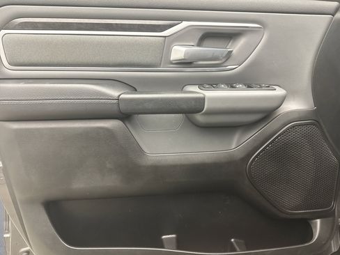 Used 2022 RAM 1500 Big Horn AWD/4WD image 9