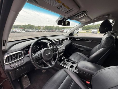Used 2017 Kia Sorento EX w/ EX Premium Package AWD/4WD image 13