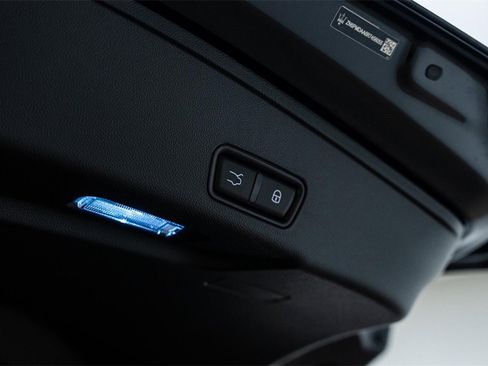 New 2024 Maserati Grecale GT image 19