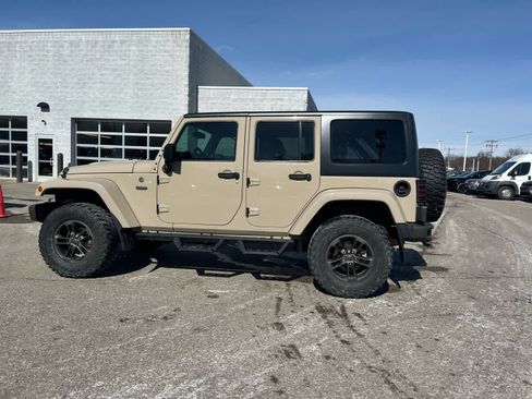 Certified 2016 Jeep Wrangler Unlimited Sahara image 30