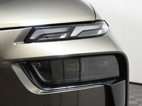 Certified 2023 BMW X7 xDrive40i w/ M Sport Package image 11