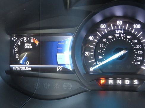 Used 2021 Ford Edge Titanium w/ Cargo Accessory Package FWD image 21