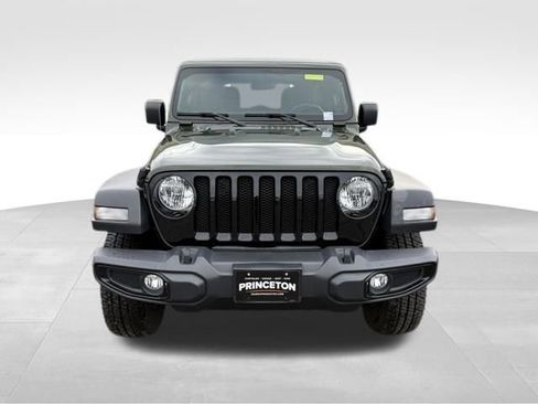 Certified 2022 Jeep Wrangler Unlimited Sport image 2