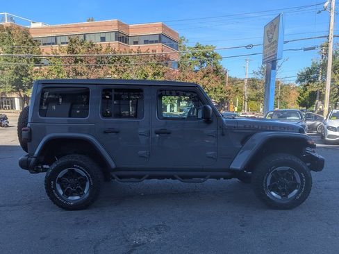 Used 2019 Jeep Wrangler Unlimited Rubicon AWD/4WD image 6
