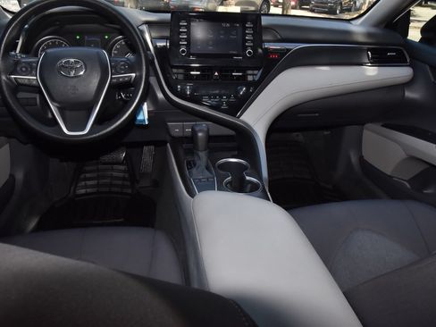 Used 2022 Toyota Camry LE FWD image 16
