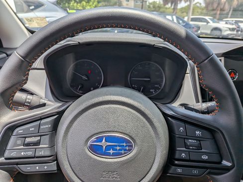 Used 2024 Subaru Crosstrek 2.5i Limited AWD/4WD image 26