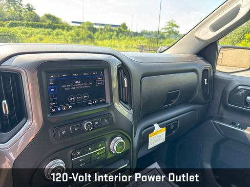 Certified 2025 GMC Sierra 1500 Pro w/ Pro Value Package AWD/4WD image 14