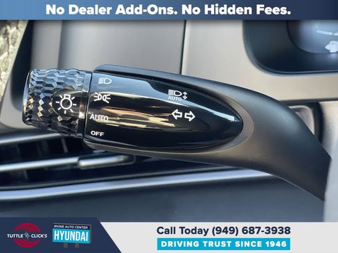 Certified 2025 Hyundai Elantra Sport image 23