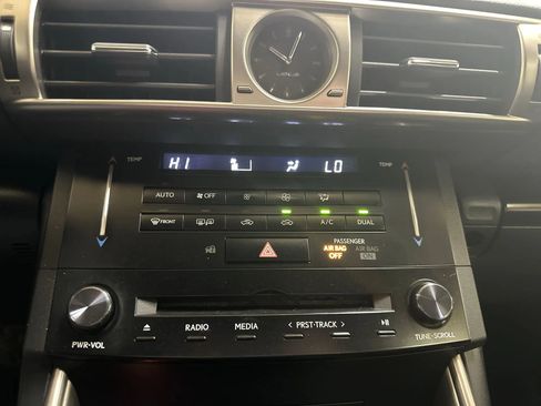 Used 2014 Lexus IS 350 w/ Navigation Package image 21