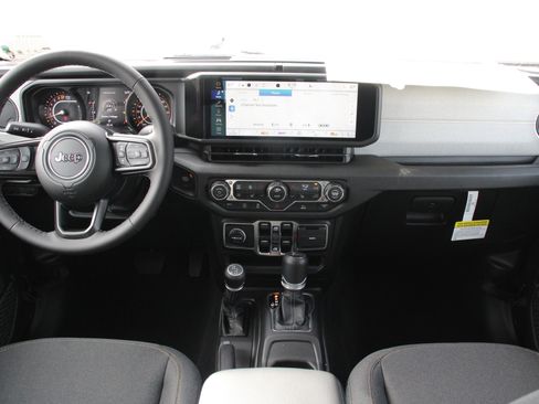 New 2026 Jeep Gladiator Sport AWD/4WD image 2