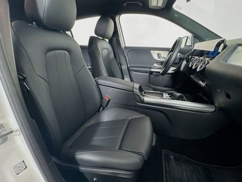 Certified 2026 Mercedes-Benz GLA 250 image 6