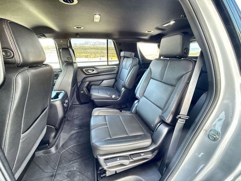 Used 2024 Chevrolet Tahoe RST w/ RST Performance Edition image 25