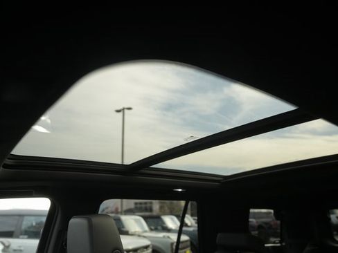 Used 2021 Chevrolet Tahoe LT w/ LT Signature Package image 11