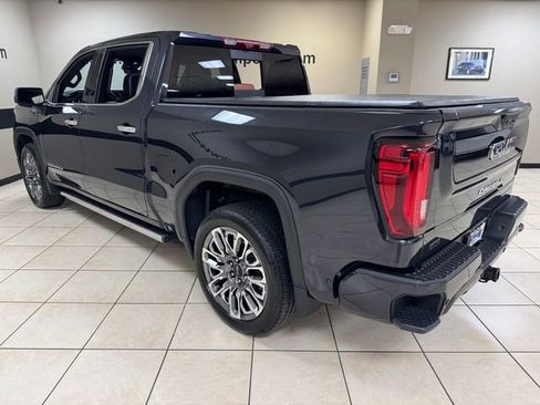 Used 2024 GMC Sierra 1500 Denali Ultimate AWD/4WD image 4