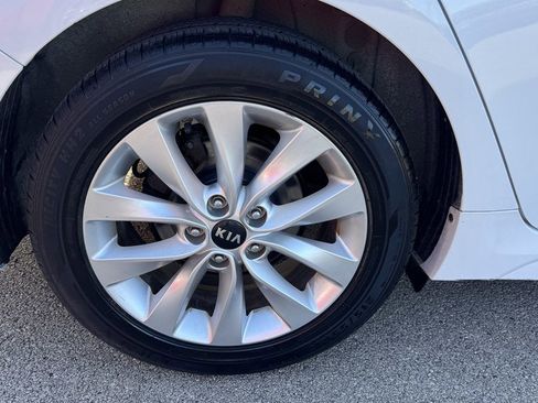 Used 2018 Kia Optima LX w/ Convenience Package image 12
