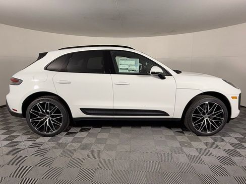New 2026 Porsche Macan S image 8