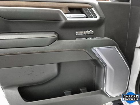 Certified 2024 Chevrolet Silverado 1500 High Country w/ High Country Premium Package AWD/4WD image 14