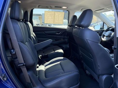 Used 2026 Subaru Ascent Premium AWD/4WD image 13