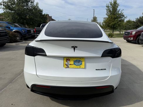 Used 2021 Tesla Model Y Long Range AWD/4WD image 5