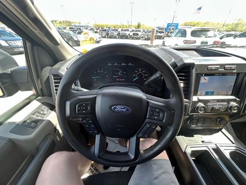 Used 2018 Ford F150 XL w/ Equipment Group 101A Mid AWD/4WD image 30