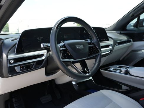 Certified 2024 Cadillac Lyriq Luxury RWD image 16
