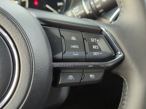 New 2025 MAZDA CX-5 Signature image 24