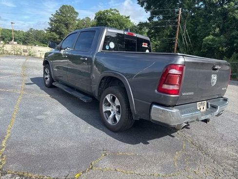 Used 2022 RAM 1500 Laramie AWD/4WD image 4