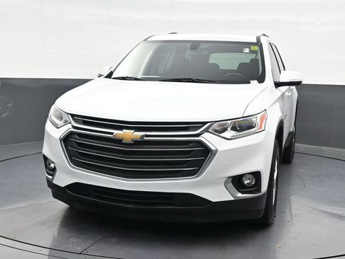 Used 2020 Chevrolet Traverse LT FWD image 9