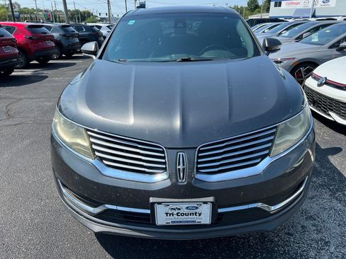 Used 2018 Lincoln MKX Select w/ Lincoln MKX Climate Package FWD image 2