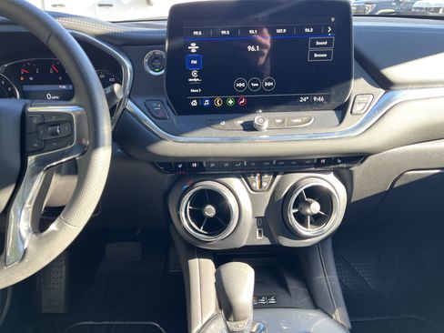 Used 2024 Chevrolet Blazer LT w/ Convenience Package image 28