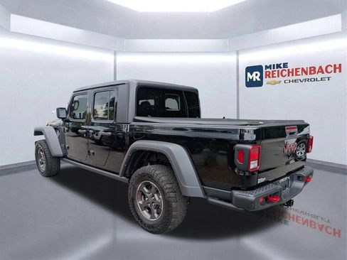 Used 2022 Jeep Gladiator Rubicon w/ Cold Weather Group AWD/4WD image 6