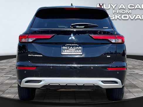 Used 2024 Mitsubishi Outlander SE AWD/4WD image 4