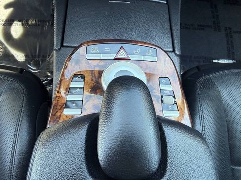 Used 2009 Mercedes-Benz S 550 image 20