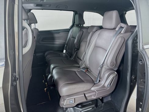 Used 2021 Honda Odyssey Touring image 14