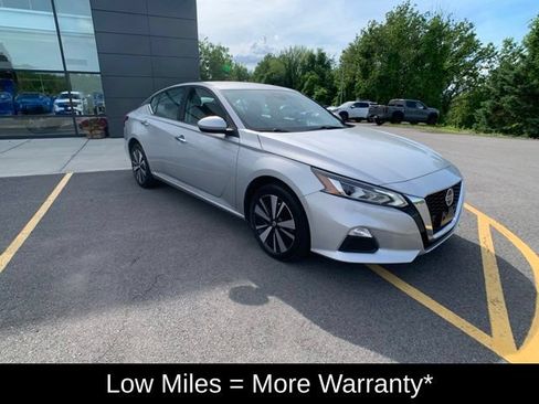 Certified 2022 Nissan Altima 2.5 SV AWD/4WD image 8