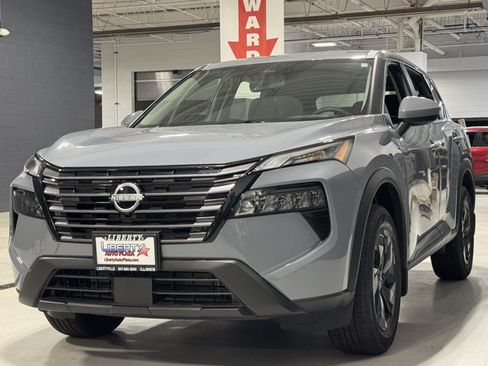New 2026 Nissan Rogue SV w/ Cold Weather Package AWD/4WD image 27
