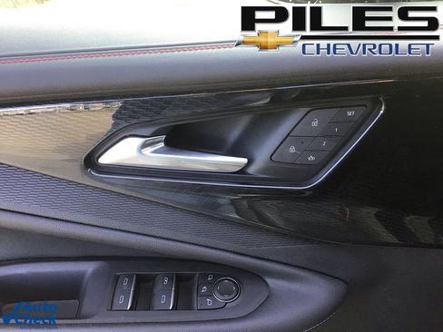 Used 2024 Chevrolet Blazer EV RS image 29