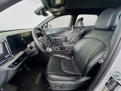 Used 2024 Kia Sportage X-Line w/ X-Line Premium Package image 10