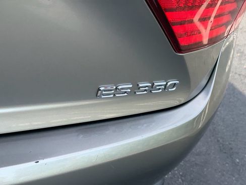 Used 2015 Lexus ES 350 w/ Premium Package FWD image 15