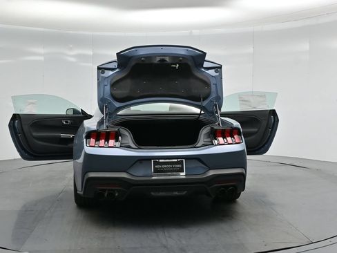 New 2026 Ford Mustang GT Premium w/ GT Performance Package RWD image 28