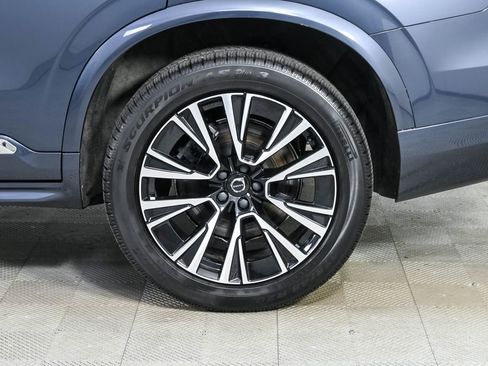 Used 2023 Volvo XC90 T8 Core AWD/4WD image 40