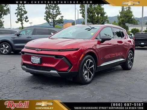 Certified 2024 Chevrolet Equinox EV LT w/ LPO, Blackout Package image 1