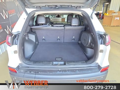 Used 2023 Jeep Cherokee Altitude Lux w/ Lux Elite Package AWD/4WD image 7