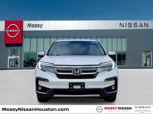Used 2019 Honda Pilot Elite image 4